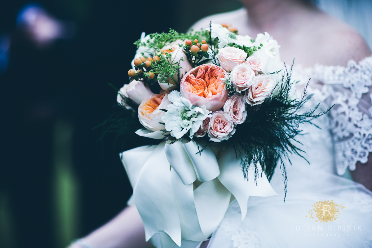 Wedding flower bouquet 