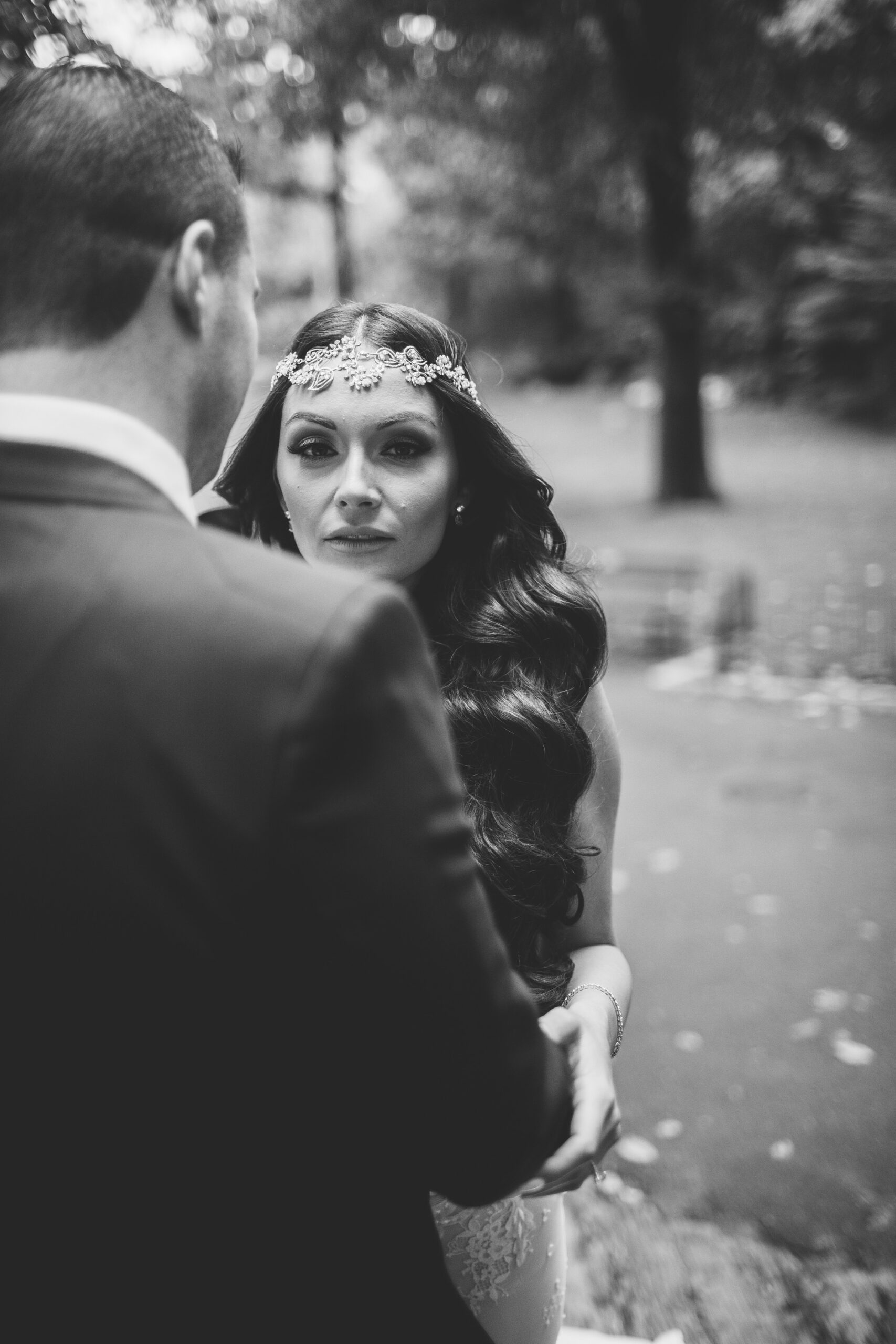 Quiet bridal prep morning moment — NYC wedding photographer Julian Ribinik
