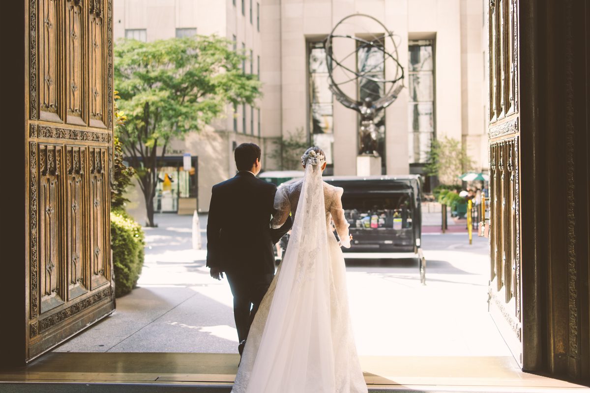 Exchanging vows at St Patricks Cathedral