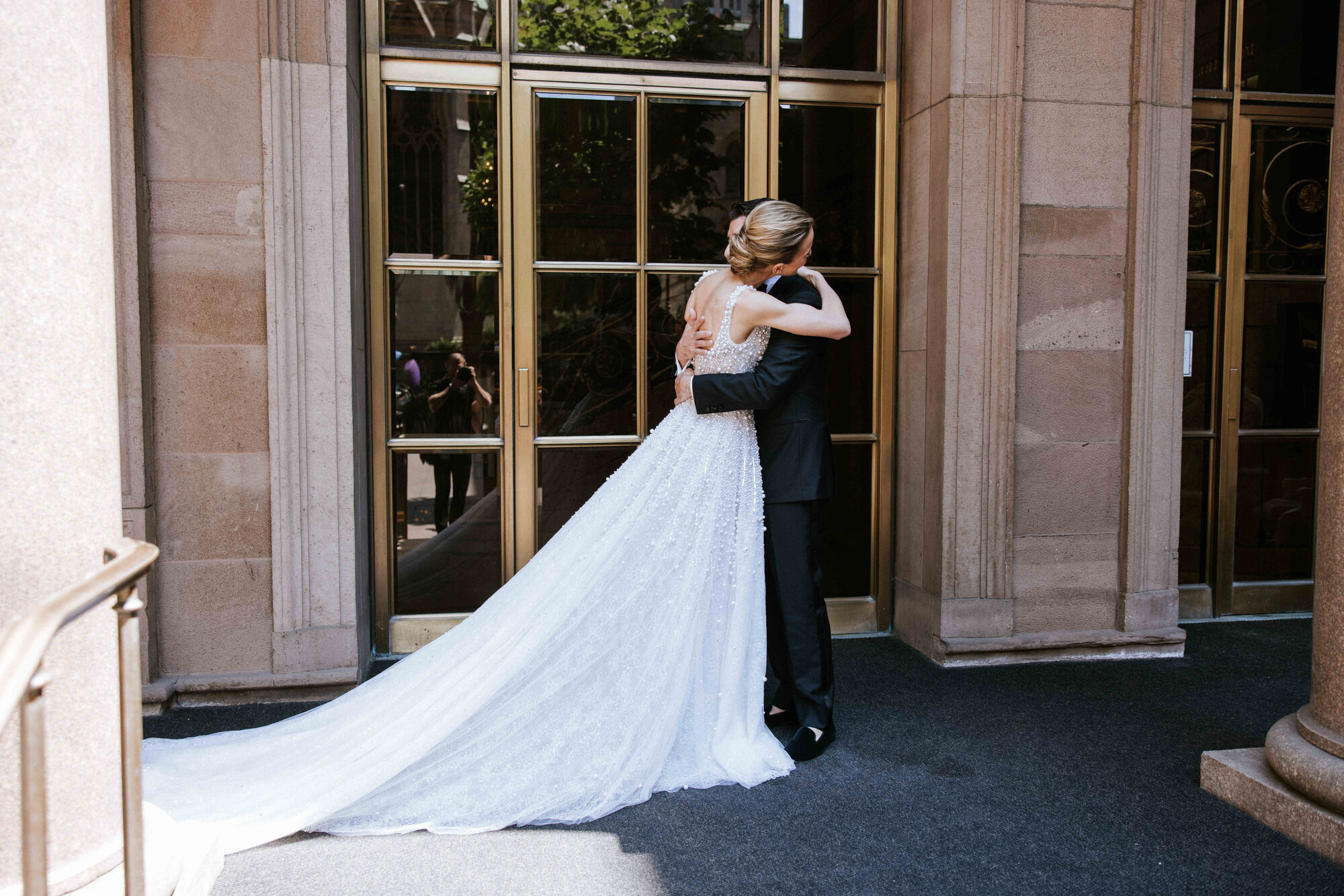 Black and white bridal portrait, Villard Mansion