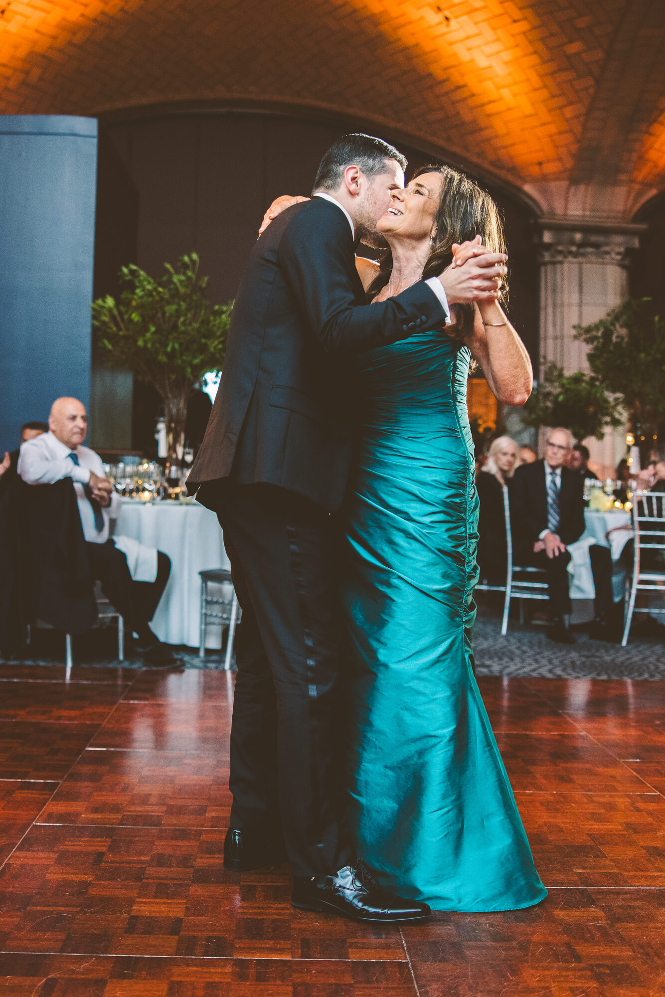 A slow dance beneath the arches at Guastavino's