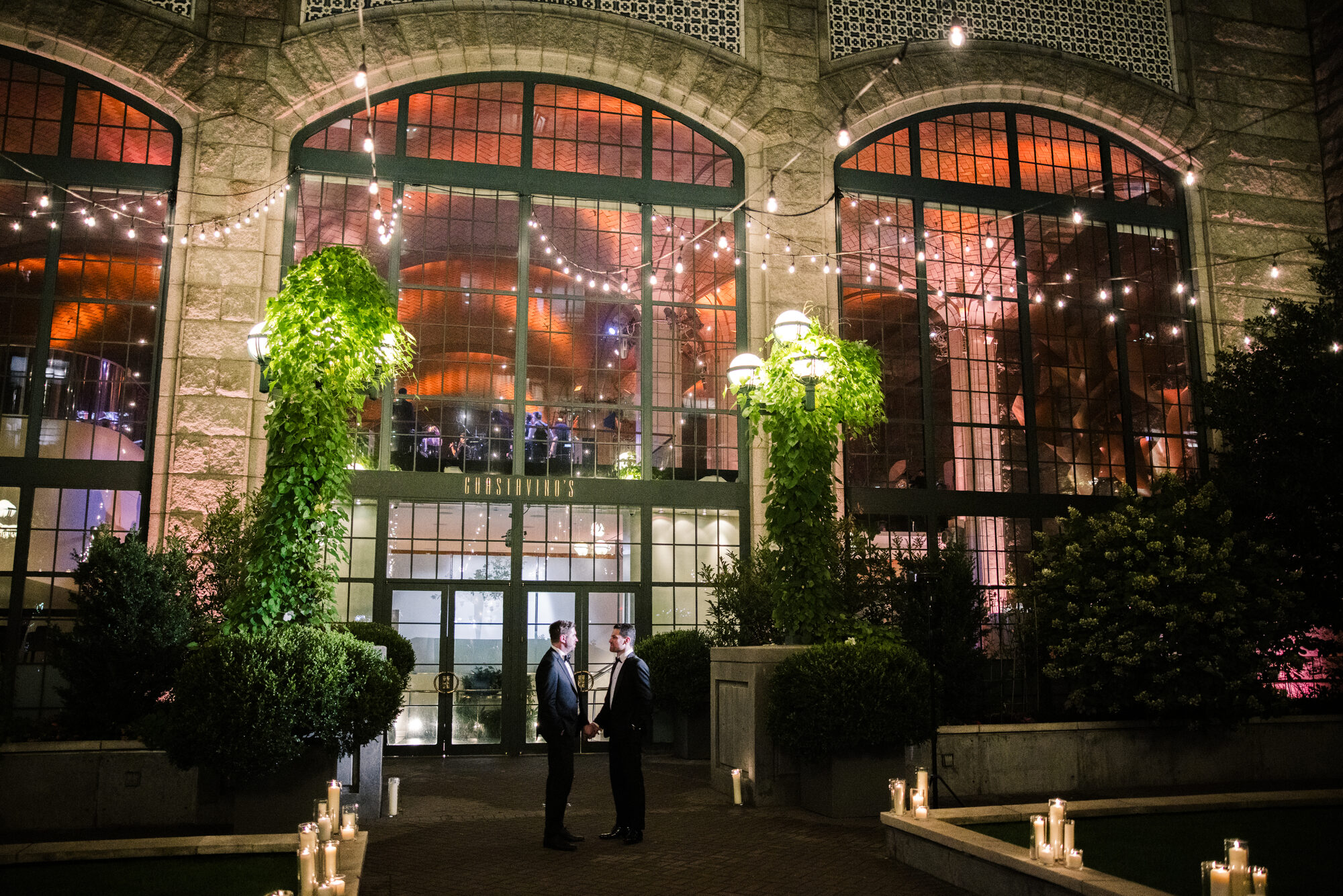 Guests outside the entrance to Guastavino's after dark