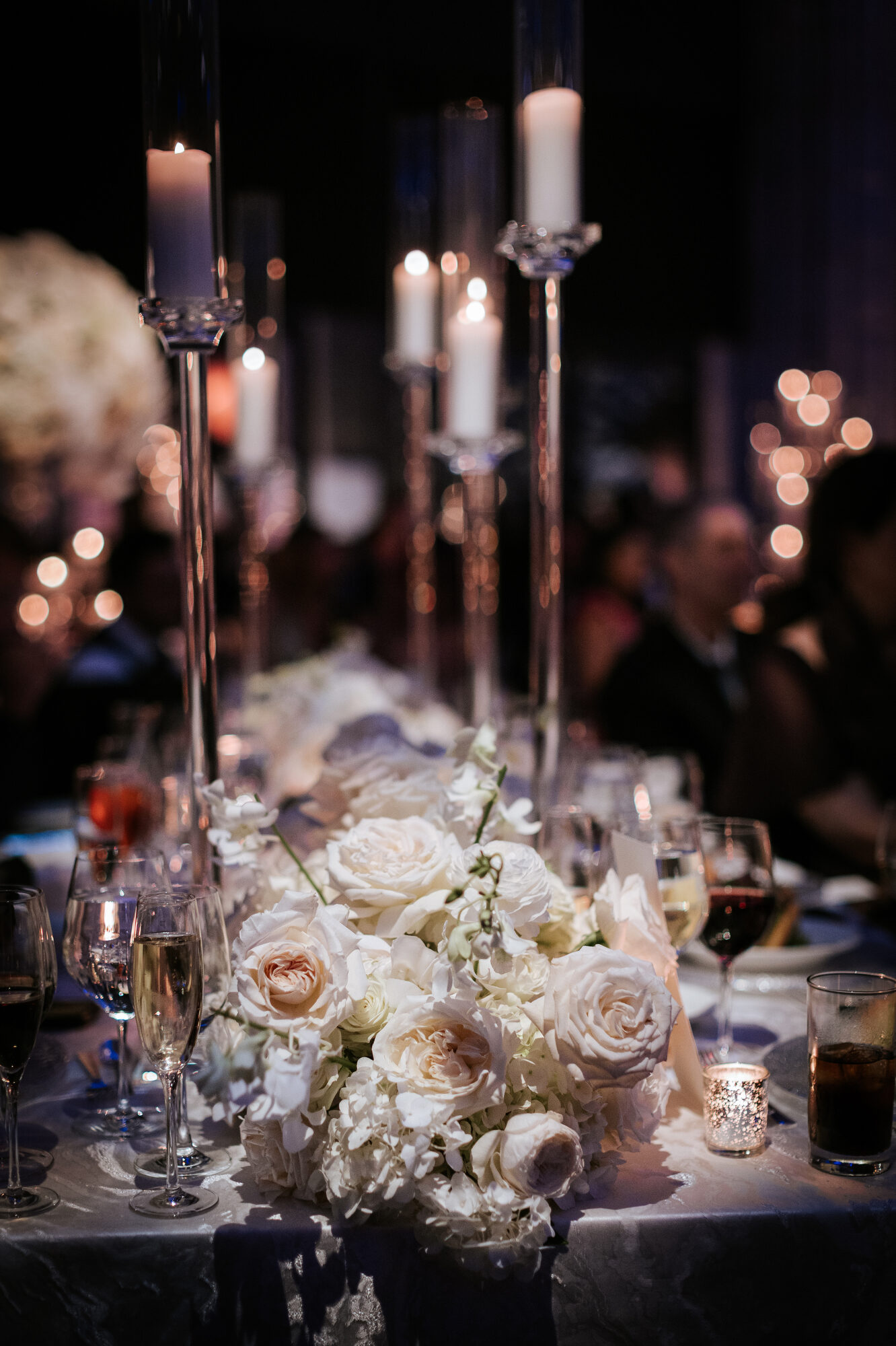 Ivory wedding cake with celestial detail