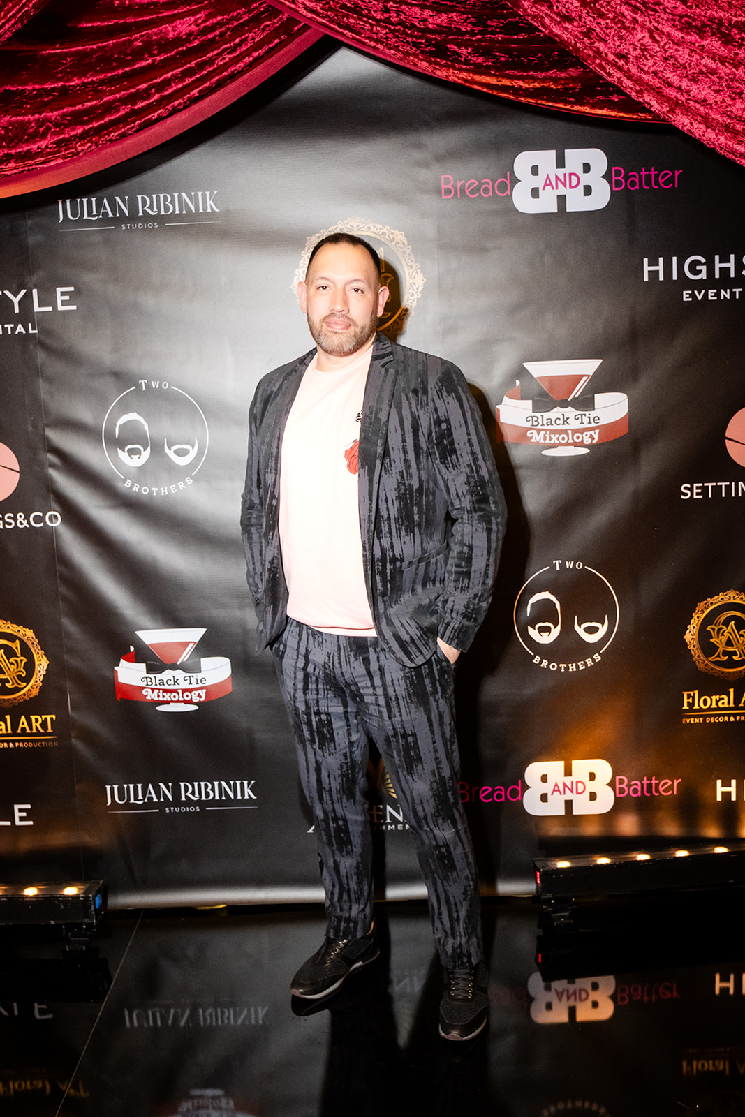Guest photographed at the Highstyle gala arrival backdrop